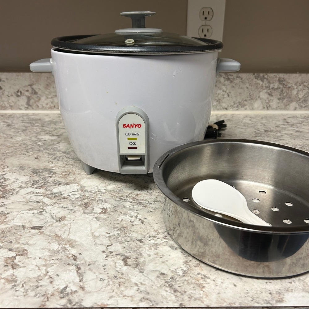 Sanyo Rice Cooker 10 Cup White EC-510 Food Steamer Stainless Tray Glass Lid 700W